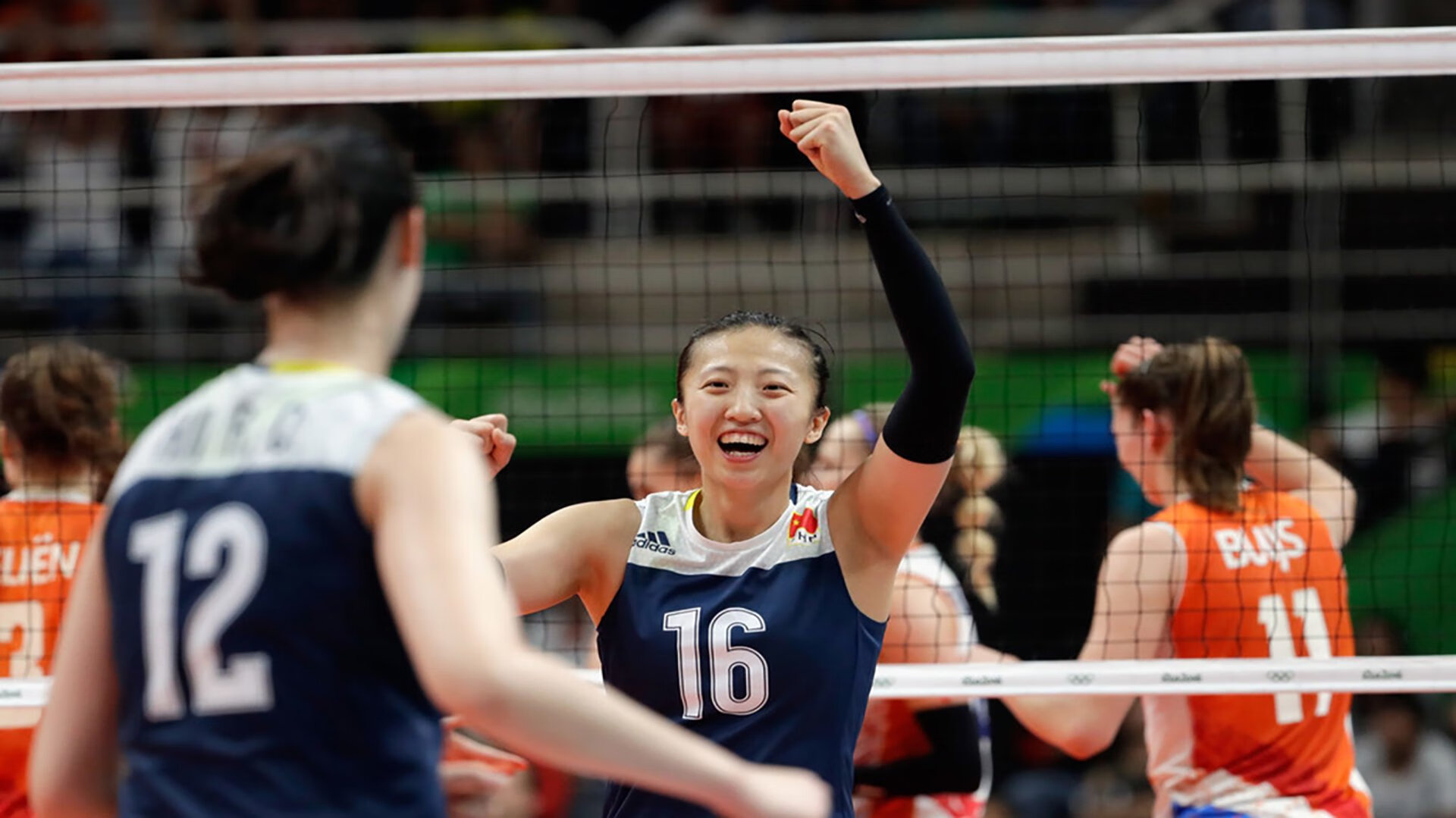 2026世界杯A组惊魂夜，瑞士碾压比利时，布罗佐维奇30米凌空斩缔造绝杀！